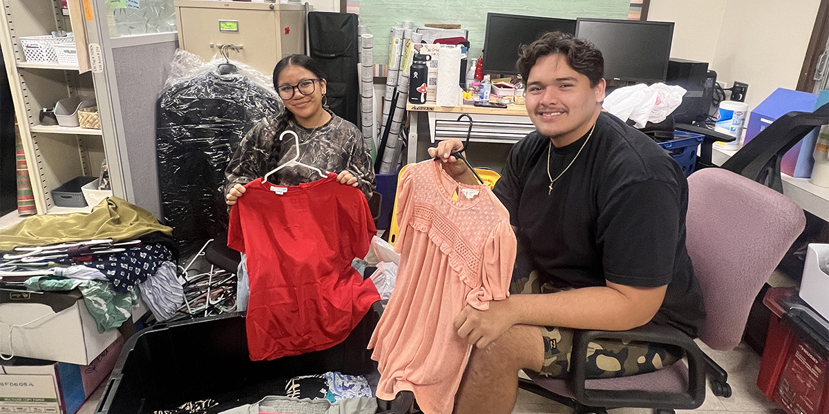 students at Kahuaola Basic Needs Center
