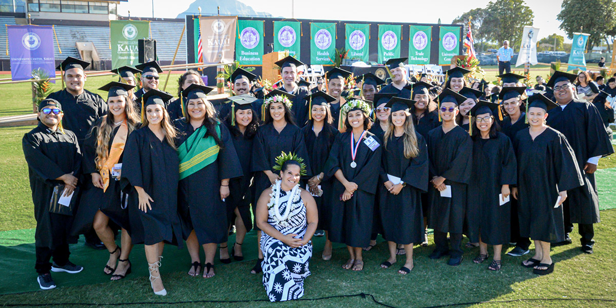 2018 Waiʻaleʻale Project graduates