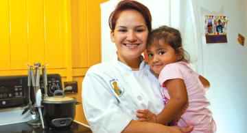 Selina Lutao and daughter Oshyyn